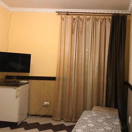 Львів Центр Міста Apartment In The Center Of Lviv Поруч Громадська Парковка Ngoại thất bức ảnh