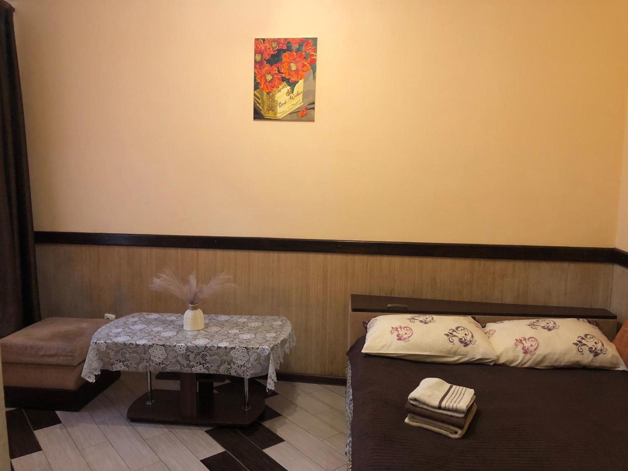 Львів Центр Міста Apartment In The Center Of Lviv Поруч Громадська Парковка Ngoại thất bức ảnh
